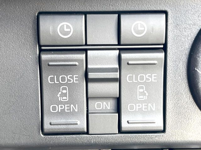 �y�����p���[�X���C�h�h�A�z�X�}�[�g�L�[��^�]�Ȃ̃X�C�b�`�Ō�ȗ����X���C�h�h�A�̊J���\���d��������͂����ăh�A���J����K�v�������A�����Ȃ��q�l�ł��ȒP�ɊJ���߂ł����K�ł���