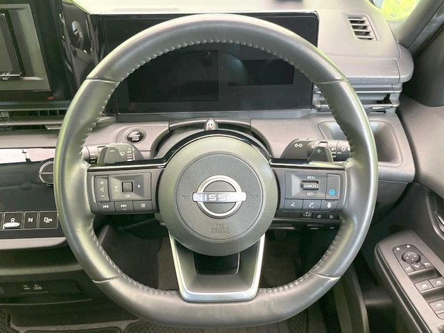 �y�����v�����X�e�A�����O�z�㎿�Ȋv���g�p���邱�ƂŁA��ɂ����������݂ƂĂ��^�]���₷���n���h���ł���