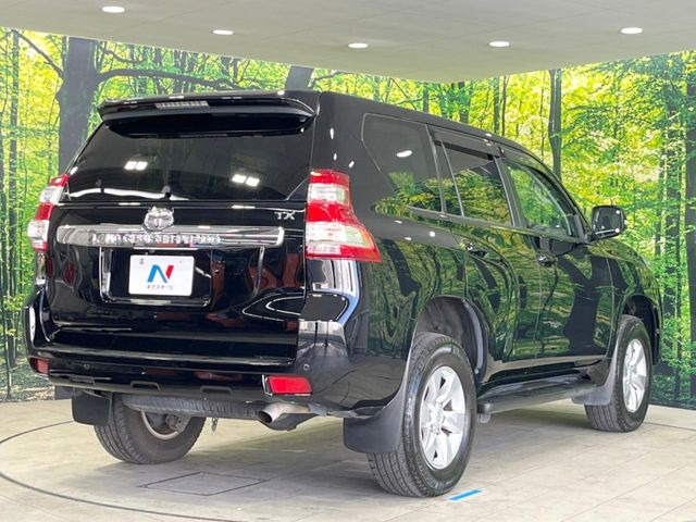 ☆全国のネクステージからお取り寄せが可能※!遠方の店舗に展示してあるクルマが気になる場合も、最寄りの店舗でご覧いただくことが可能です!是非私たちに要望をお聞かせください!※別途費用