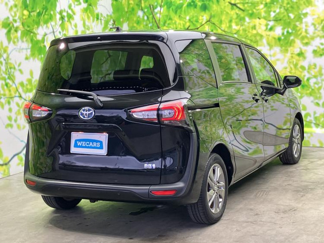 シエンタハイブリッド 1.5 G クエロ