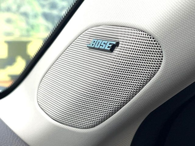 �yBOSE�T�E���h�V�X�e���t�������i�r�z�[���̃i�r�@�\�͂������A���x�ȃ`���[�j���O�\�͂����ڂ���Ă���A�������ȉ��y�����y���݂��������܂���