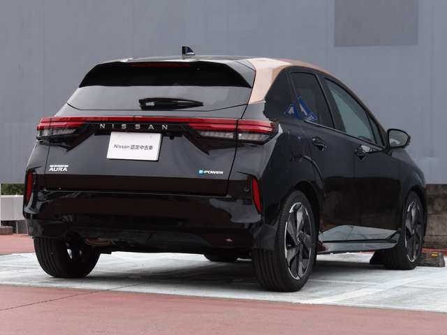 ノートオーラ1.2 G レザーエディション