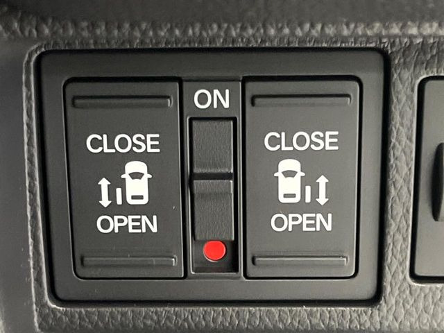 �y�����p���[�X���C�h�h�A�z�X�}�[�g�L�[��^�]�Ȃ̃X�C�b�`�Ō�ȗ����X���C�h�h�A�̊J���\���d��������͂����ăh�A���J����K�v�������A�����Ȃ��q�l�ł��ȒP�ɊJ���߂ł����K�ł���