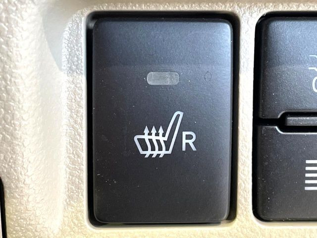 �y�V�[�g�q�[�^�[�z�������ɏd�󂷂�V�[�g�q�[�^�[!�G�A�R����葁�����܂��Ă����̂Ŋ�����̐l�����S�ł��ˁ�G�A�R���̉����͊������邩����A�Ƃ������ɂ����������߂ł��B