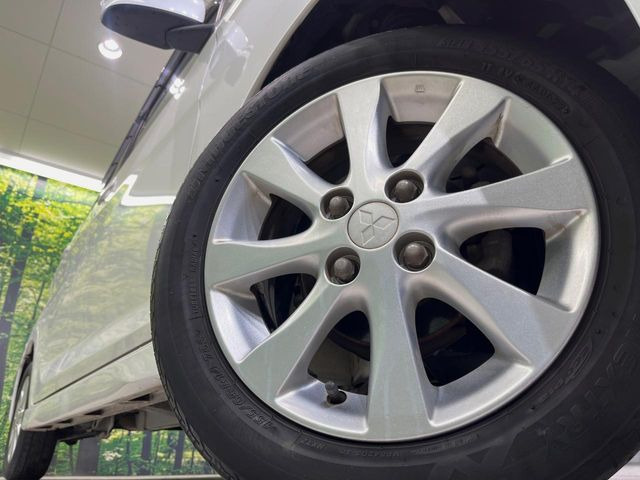 �y����14�C���`�A���~�z�C�[���z�O�ςɃ}�b�`���������A���~�z�C�[���𑕒����Ă���܂��B�e��ЊO�A���~�z�C�[����A�X�^�b�h���X�^�C�����戵�����Ă���܂��B���񂲑��k����������