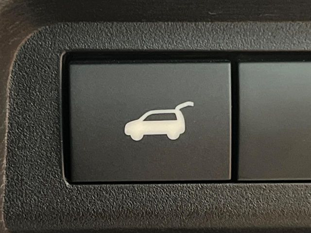 �y�p���[�o�b�N�h�A�z�X�}�[�g�L�[��^�]�Ȃ̃{�^�������������Ń��A�Q�[�g�������ŊJ���܂�!�ו��������Ă��鎞��A�����ʒu�ɂ���o�b�N�h�A��߂�ۂɕ֗��ȋ@�\�ł���