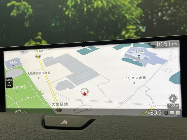 �y12.3�C���`�}�c�_�R�l�N�g�z�ԓ��̕��͋C�Ƀ}�b�`������^�f�B�X�v���C�B�X�}�z�ڑ��ł̃i�r�g�p��Bluetooth�Đ����A�l�X�ȋ@�\���y���߂܂��B�����I�ȃ_�C�������삪�\�ŁA�g��������ǍD�ł��B