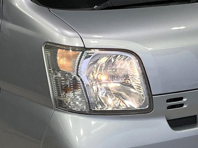 �w�b�h���C�g��e�[�������v&�A���~�z�C�[�����̊e��R�[�e�B���O���I�X�X�����Ă���܂��B�����Y�����̉��΂݂≘���}���A���ꂢ�ȏ�Ԃ������e�i���X���X�ŕۂĂ܂���