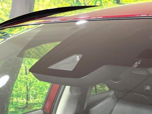 �y�g���^�Z�[�t�e�B�Z���X�z���s���ɑO���̎ԗ�����F�����A�Փ˂������Ȏ��͌x��ƃu���[�L�ŏՓˉ���Ɣ�Q�y�����A�V�X�g�B�����S�Ƀh���C�u�����y���݂��������܂��B