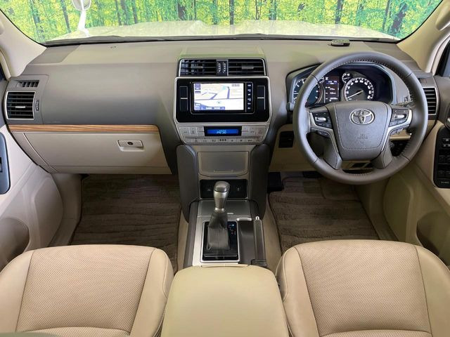 グループ総在庫数約30,000台!!全国の系列店からメーカー・車種問わずご紹介出来るので、あなたにピッタリのお車が見つかるはずです♪まずはお問い合わせ下さい☆