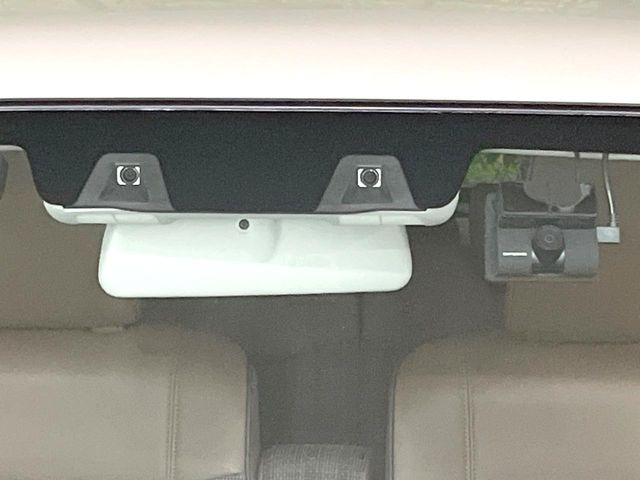 �y�X�Y�L �Z�[�t�e�B�T�|�[�g�z���s���ɑO���̎ԗ�����F�����A�Փ˂������Ȏ��͌x��ƃu���[�L�ŏՓˉ���Ɣ�Q�y�����A�V�X�g�B�����S�Ƀh���C�u�����y���݂��������܂��B