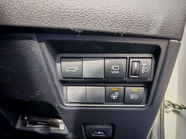 ステアリングヒーター付!寒い冬でもあったかいうれしい装備です!