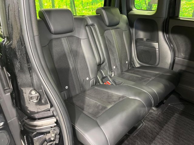 �y�n�[�t���U�[�V�[�g�z�������ƍ���S�n�𗼗������l�C�̃V�[�g���w�ʁE���ʂ̃t�@�u���b�N�f�ނ́A�ʋC���̗ǂ��⊊��ɂ����ɗD��Ă��܂��B�C���╞���ɍ��E���ꂸ���K�ɂ���肢�������܂��B