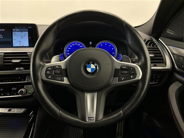 X4M40i 4WD