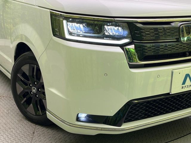 �yLED�w�b�h���C�g�z���V����ԑ��s�����ǍD�Ȏ��E���m�ۂ����S���ĉ^�]�ł��鍂�P�xLED�w�b�h���C�g�𑕔�!�_�����x�������A����d�͂��}�����Ă��܂��B