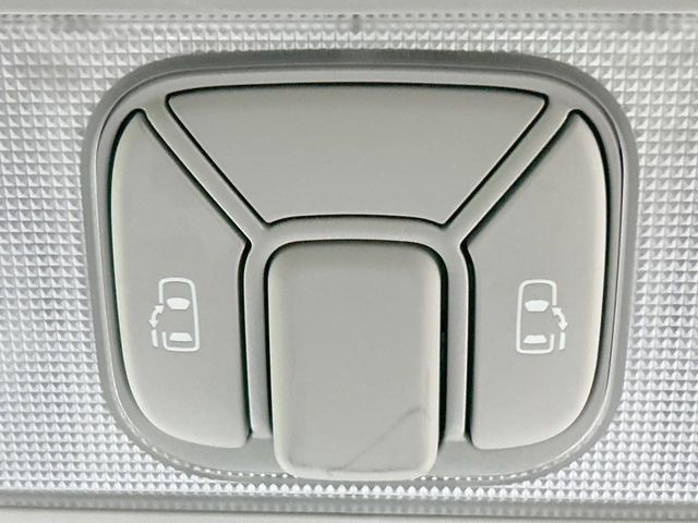 �y�����p���[�X���C�h�h�A�z�X�}�[�g�L�[��^�]�Ȃ̃X�C�b�`�Ō�ȗ����X���C�h�h�A�̊J���\���d��������͂����ăh�A���J����K�v�������A�����Ȃ��q�l�ł��ȒP�ɊJ���߂ł����K�ł���