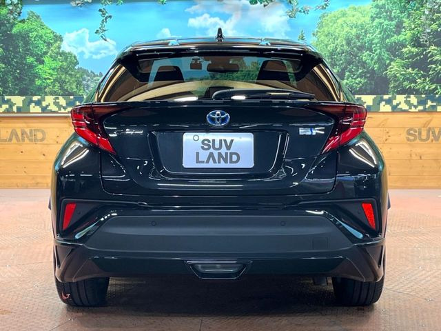 安心の最長10年・走行無制限保証(有償)をご用意。保証内容も充実はもちろん、無料点検&オイル交換や、年中無休の全国・24時間ロードサービスも付帯されておりますのでご安心下さい。