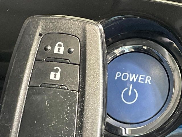 �y�X�}�[�g�L�[�z�J�o����|�P�b�g�ɓ��ꂽ�܂܂ł��h�A�̎{���E�������\�ȃX�}�[�g�L�[�𑕔��B�G���W���̃I���E�I�t�����J�M�����o���K�v����������Ƃ��Ă��֗��ł���