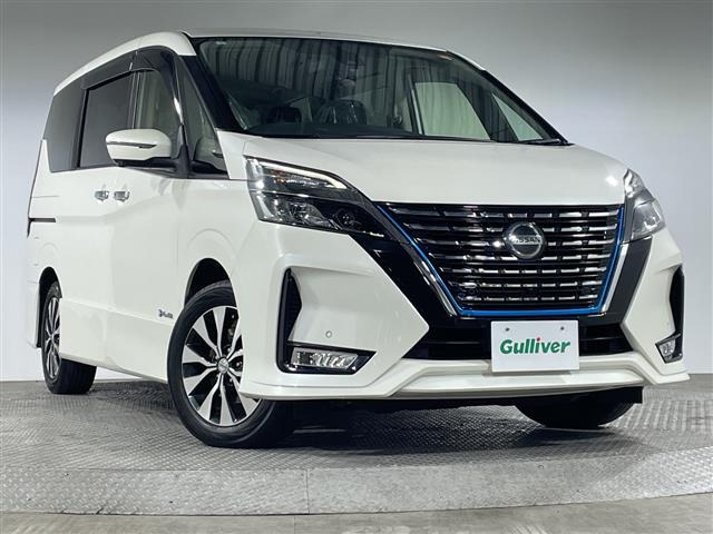 セレナ1.2 e-POWER ハイウェイスターV