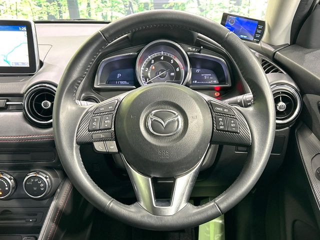 �y�����v�����X�e�A�����O�z�㎿�Ȋv���g�p���邱�ƂŁA��ɂ����������݂ƂĂ��^�]���₷���n���h���ł���