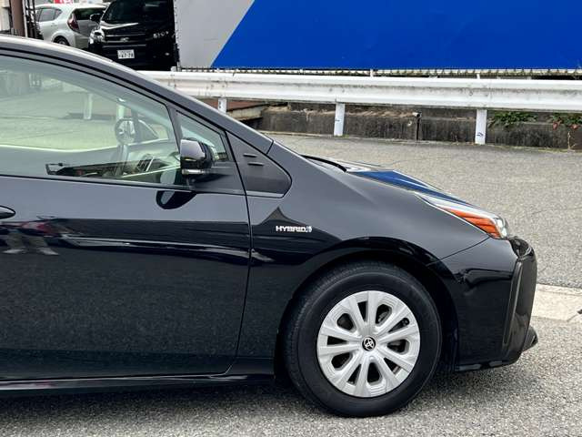 ���Ђ́A���q���܂̃j�[�Y�ɂ������o����悤�A�L�x�ȎԎ����葵���Ă���܂��B����芷���̍ۂ��A����A��낵�����肢�������܂��B