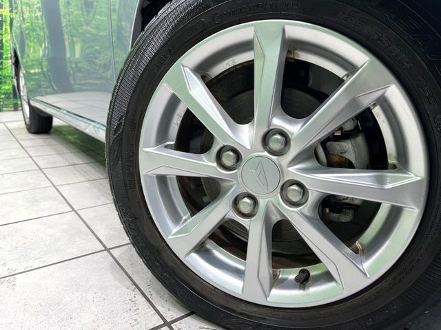 �y����14�C���`�A���~�z�C�[���z�O�ςɃ}�b�`���������A���~�z�C�[���𑕒����Ă���܂��B�e��ЊO�A���~�z�C�[����A�X�^�b�h���X�^�C�����戵�����Ă���܂��B���񂲑��k����������