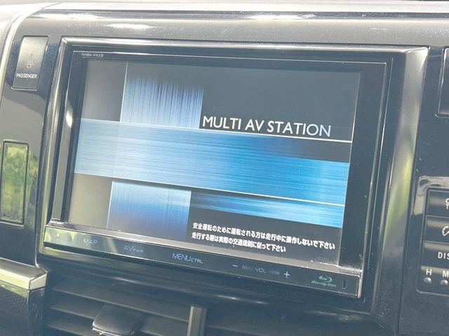 �y����8�^�i�r�z�l�C�̏����i�r�𑕔����Ă���܂��B�i�r�̎g���₷���͂������A�I�[�f�B�I�@�\���[��!�L�����v�◷�s�͂������A�ʋ΂┃�����ȂǕ��i�̃h���C�u���y�����Ȃ�͂���