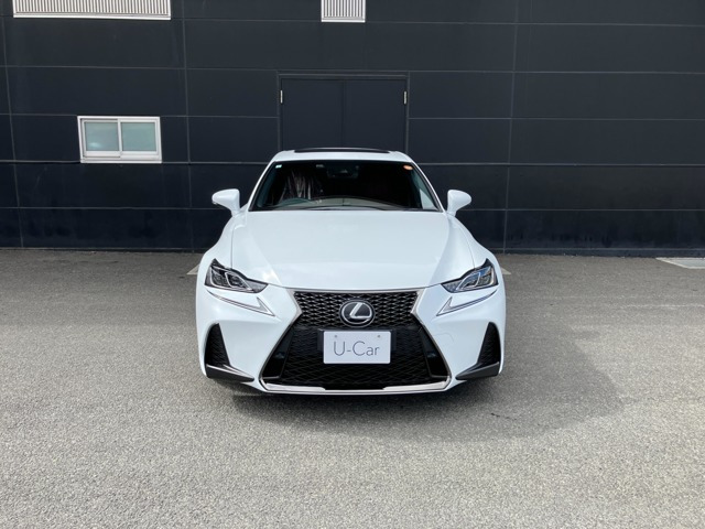 IS200t Fスポーツ