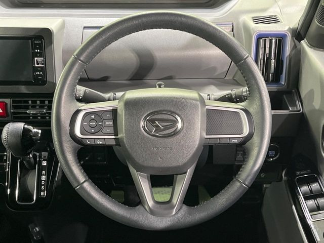 �y�����v�����X�e�A�����O�z�㎿�Ȋv���g�p���邱�ƂŁA��ɂ����������݂ƂĂ��^�]���₷���n���h���ł���