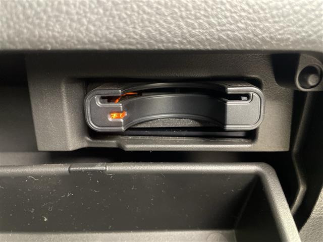 セレナ2.0 ハイウェイスター Vセレクション+Safety S-HYBRID