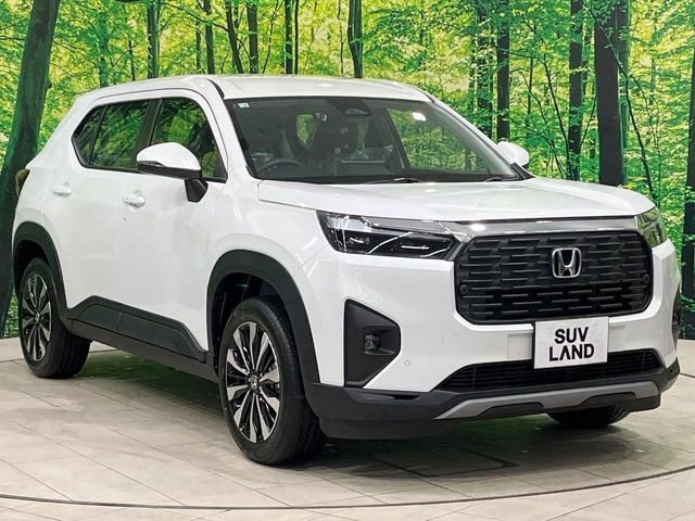 高透明度のガラス皮膜で撥水はもちろん、上質なツヤ・光沢を実現。紫外線や酸性雨から大切な愛車を保護し、色あせ・劣化を防止。「弾スプラッシュコート」、「弾プリミッサコート」からお選びいただけます。