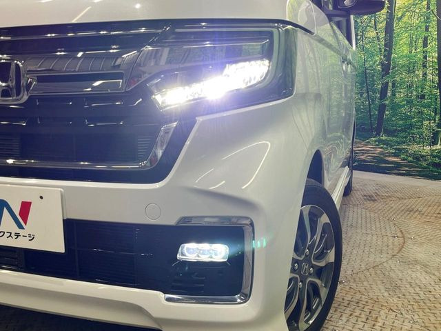 �w�b�h���C�g��e�[�������v&�A���~�z�C�[�����̊e��R�[�e�B���O���I�X�X�����Ă���܂��B�����Y�����̉��΂݂≘���}���A���ꂢ�ȏ�Ԃ������e�i���X���X�ŕۂĂ܂���