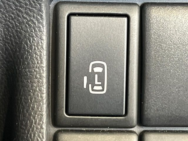 �y�p���[�X���C�h�h�A�z�X�}�[�g�L�[��^�]�Ȃ̃X�C�b�`�ŃX���C�h�h�A�̊J���\���d��������͂����ăh�A���J����K�v�������A���������q�l�ł��A�d���ו��������Ă��鎞�����N�ɊJ���߂ł��܂���