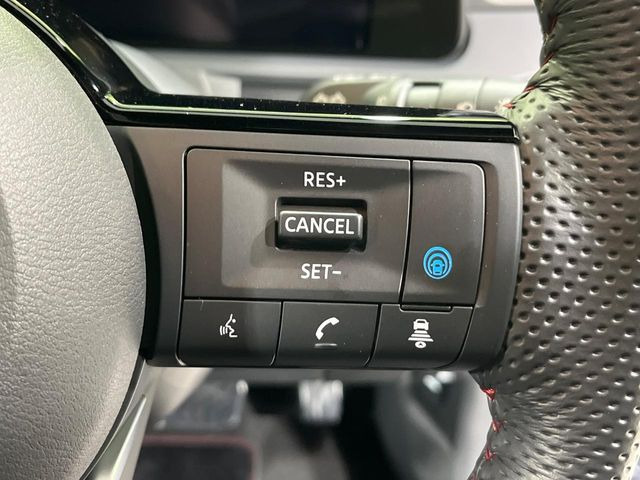 �y�v���p�C���b�g�z�������H�ł̒��������s���y��!!�a�؎��Ə��񑖍s�̃V�[���ŁA�A�N�Z���E�u���[�L�E�X�e�A�����O�������Ő��䂵�A�������^�]�̕��S���y�����Ă���܂���