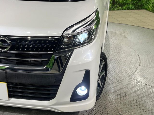 �yLED�w�b�h���C�g�z���V����ԑ��s�����ǍD�Ȏ��E���m�ۂ����S���ĉ^�]�ł��鍂�P�xLED�w�b�h���C�g�𑕔�!�_�����x�������A����d�͂��}�����Ă��܂��B