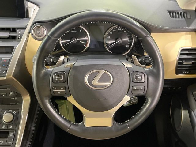 �y�����v�����X�e�A�����O�z�㎿�Ȋv���g�p���邱�ƂŁA��ɂ����������݂ƂĂ��^�]���₷���n���h���ł���