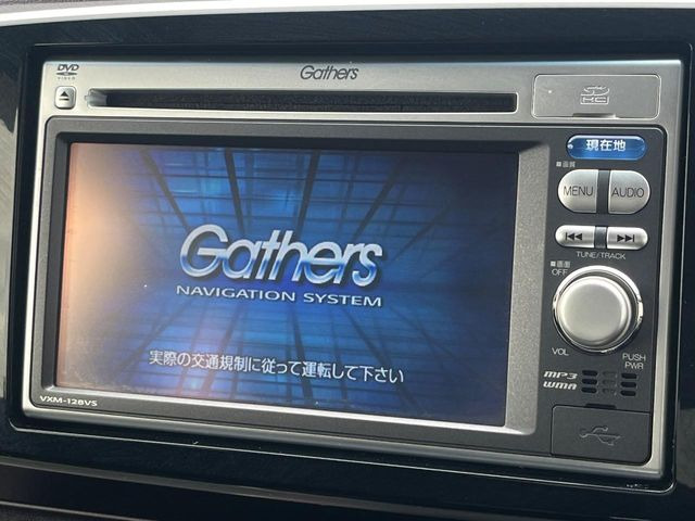 �y�����i�r�z�l�C�̏����i�r�𑕔����Ă���܂��B�i�r�̎g���₷���͂������A�I�[�f�B�I�@�\���[��!�L�����v�◷�s�͂������A�ʋ΂┃�����ȂǕ��i�̃h���C�u���y�����Ȃ�͂���