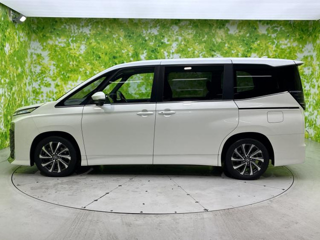 ヴォクシー2.0 S-Z