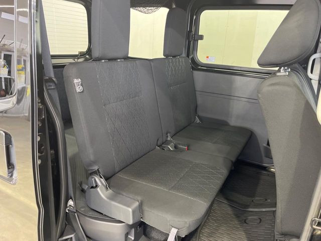 �L�X�Ƃ���2��ڃV�[�g�͋��Z���������A���S�n�����K!�F�B��Ƒ��Ƃ̂��o�����ɂ҂�����ł��B�x�r�[�V�[�g��`���C���h�V�[�g�g�p�������K�ɂ��߂�������������\���ȋ�Ԃ��m�ۂ��Ă��܂��B