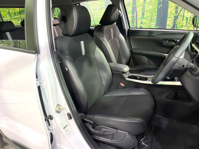 �y�n�[�t���U�[�V�[�g�z�������ƍ���S�n�𗼗������l�C�̃V�[�g���w�ʁE���ʂ̃t�@�u���b�N�f�ނ́A�ʋC���̗ǂ��⊊��ɂ����ɗD��Ă��܂��B�C���╞���ɍ��E���ꂸ���K�ɂ���肢�������܂��B