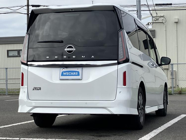 セレナ2.0 ハイウェイスターV