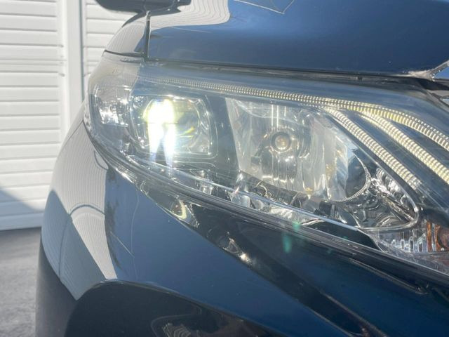 �yLED�w�b�h���C�g�z���V����ԑ��s�����ǍD�Ȏ��E���m�ۂ����S���ĉ^�]�ł��鍂�P�xLED�w�b�h���C�g�𑕔�!�_�����x�������A����d�͂��}�����Ă��܂��B