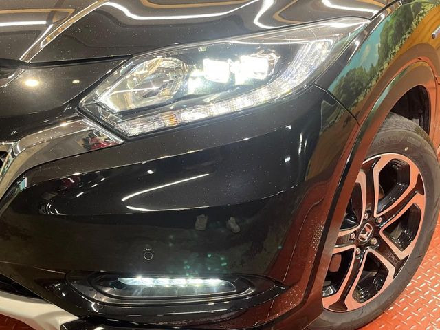 �yLED�w�b�h���C�g�z���V����ԑ��s�����ǍD�Ȏ��E���m�ۂ����S���ĉ^�]�ł��鍂�P�xLED�w�b�h���C�g�𑕔�!�_�����x�������A����d�͂��}�����Ă��܂��B