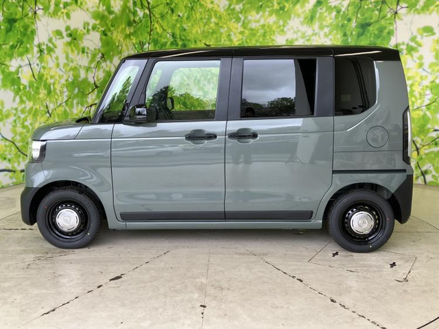 N-BOXジョイ 2トーン