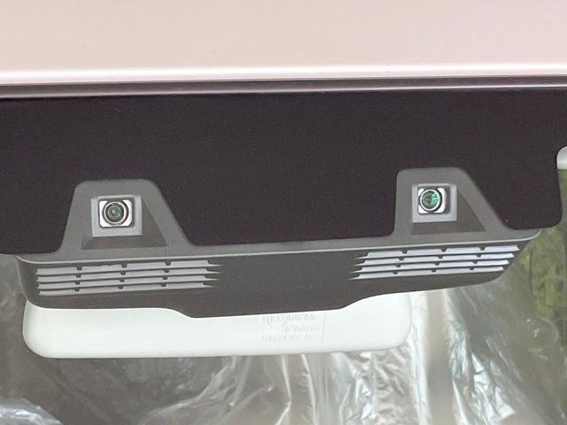 �y�X�Y�L �Z�[�t�e�B�T�|�[�g�z���s���ɑO���̎ԗ�����F�����A�Փ˂������Ȏ��͌x��ƃu���[�L�ŏՓˉ���Ɣ�Q�y�����A�V�X�g�B�����S�Ƀh���C�u�����y���݂��������܂��B