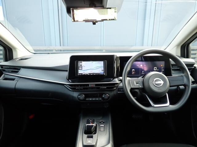 �C���p�l�摜�ɂȂ�܂��B�ԓ��͐��Ǝ҂ɂĎ����N���[�j���O�{�H�ς݂Ȃ̂ŁA��ϐ����ł��B