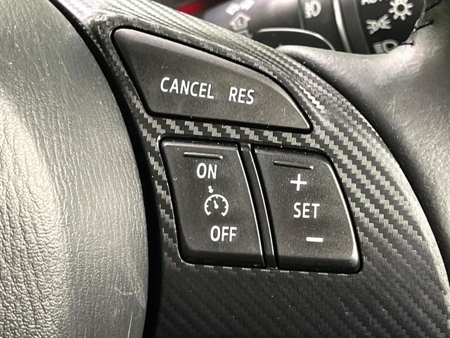 �y�N���[�Y�R���g���[���z�������H�����N���N���s�B�A�N�Z���𗣂��Ă���葬�x�ő��s���ł��A�������^�]���̕��S���y��!�����E�������ȒP�ȃX�C�b�`����Œ����ł��܂��B