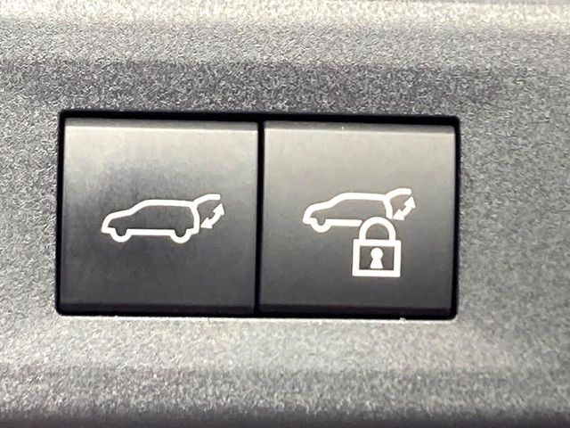 �y�p���[�o�b�N�h�A�z�X�}�[�g�L�[��^�]�Ȃ̃{�^�������������Ń��A�Q�[�g�������ŊJ���܂�!�ו��������Ă��鎞��A�����ʒu�ɂ���o�b�N�h�A��߂�ۂɕ֗��ȋ@�\�ł���