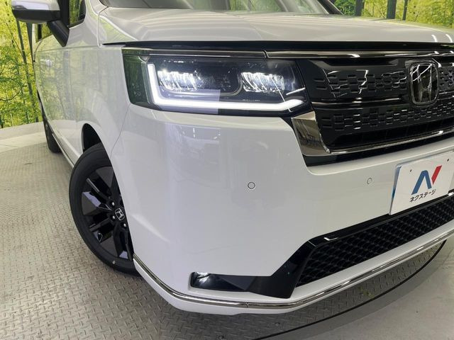 �yLED�w�b�h���C�g�z���V����ԑ��s�����ǍD�Ȏ��E���m�ۂ����S���ĉ^�]�ł��鍂�P�xLED�w�b�h���C�g�𑕔�!�_�����x�������A����d�͂��}�����Ă��܂��B