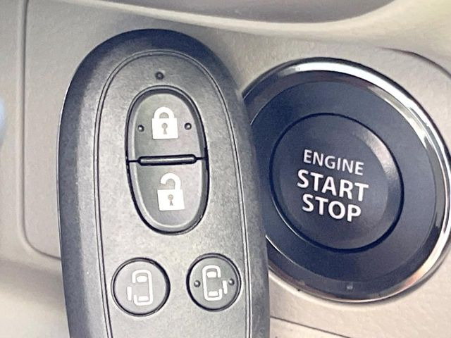 �y�L�[���X�X�^�[�g�V�X�e���z�J�o����|�P�b�g�ɓ��ꂽ�܂܂ł��h�A�̎{���E�������\�ȃX�}�[�g�L�[�𑕔��B�G���W���̃I���E�I�t�����J�M�����o���K�v����������Ƃ��Ă��֗��ł���